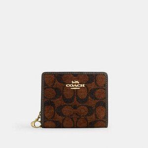 Snap Wallet In Signature Chenille